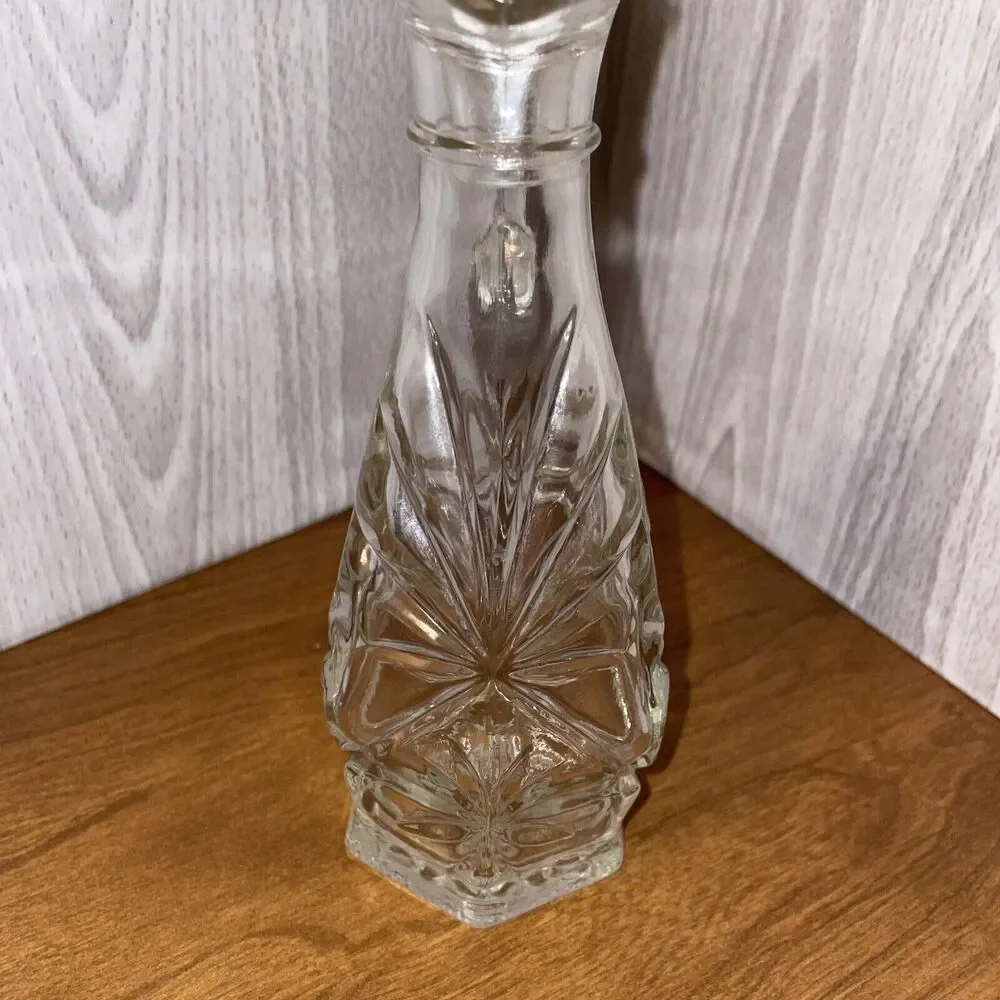 Anchor Hocking Star of David Clear Glass Vinegar Cruet And Stopper 8 Inches Tall